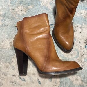 Zaraz size 9.5 /EU 41